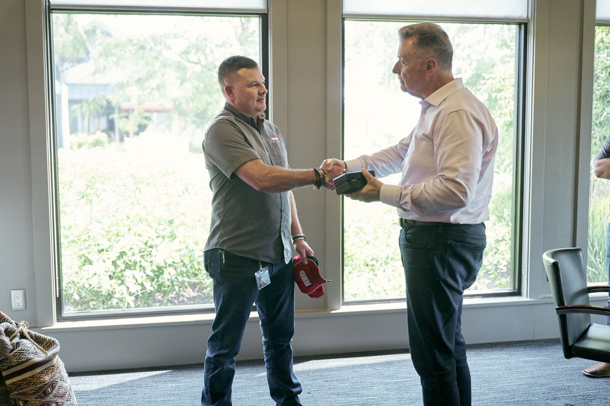 NussbaumTrans's tweet photo. Big congrats to Michael Snyder — our newest #CertifiedRED driver! 🎉👏
"Mike always has a great attitude and is willing to do whatever is asked. He holds himself to a very high standard and it shows in his work. He deserves this and I am extremely happy for him! Keep up the great work Mike! It has been awesome watching you grow your career with Nussbaum!" - Chris, Senior Driver Manager