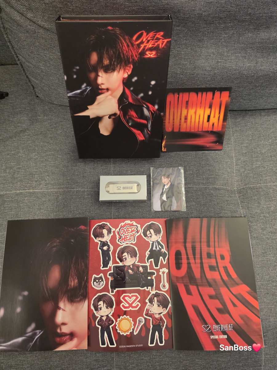 sanshawtyboss's tweet photo. Got my album today in the mail. So happy to finally receive it. I really love the album as the quality is very good and the packaging is very beautiful. Thank you @itsMagenta_ team for getting it to me. Love it a whole lot ☺️ 

#ShawtyBoss
#MagentaBoy
#BoNoh 
#NoeulNuttarat https://t.co/SxN8t58M3h