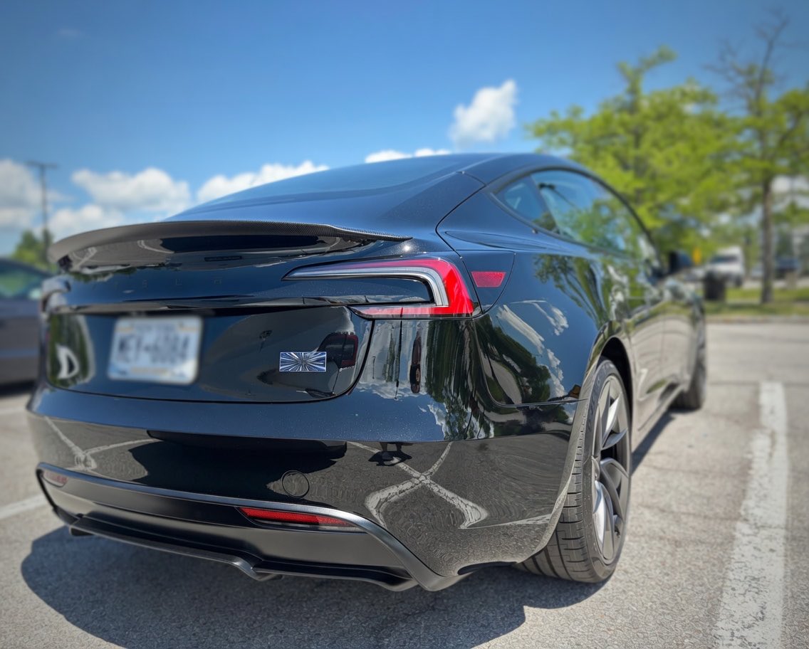 Greyson_99's tweet photo. After several years of hard work to get to this place I bought myself a birthday present. Took delivery some weeks back and this car has changed my life for the better, even more than I anticipated. 

I chose the performance trim as I genuinely enjoy driving; I am a car enthusiast at heart. That said: 1K just hit on the odometer—I have only driven ~120 of those miles myself. 

WHAT IS GOING ON?! 🚀😎 
@Tesla_AI