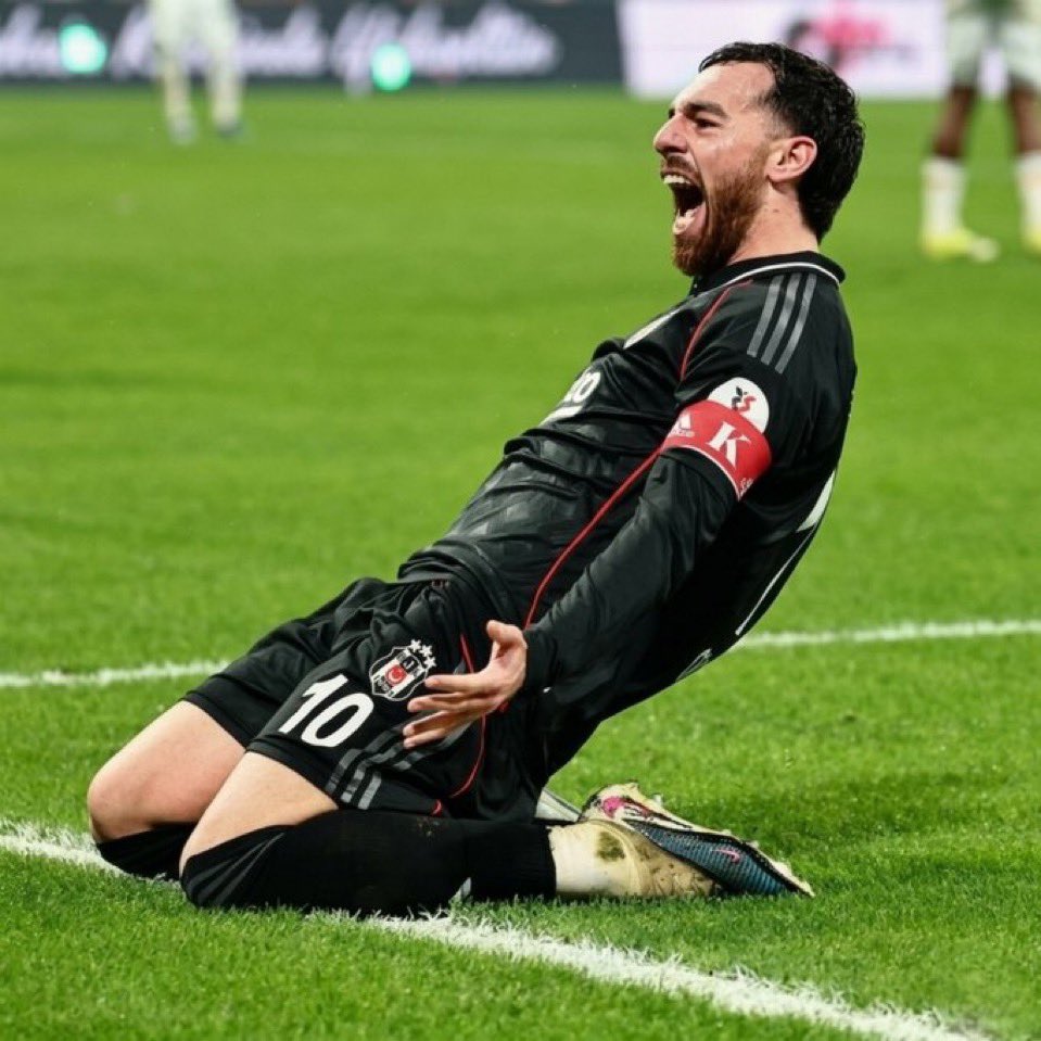 _bjkhabers's tweet photo. Önümüzdeki sezon Orkun Kökçü 8 numarada görev alıcak. Beşiktaş 10 numara arıyor.

(EvrenChicago) https://t.co/WmZiXhGyP9