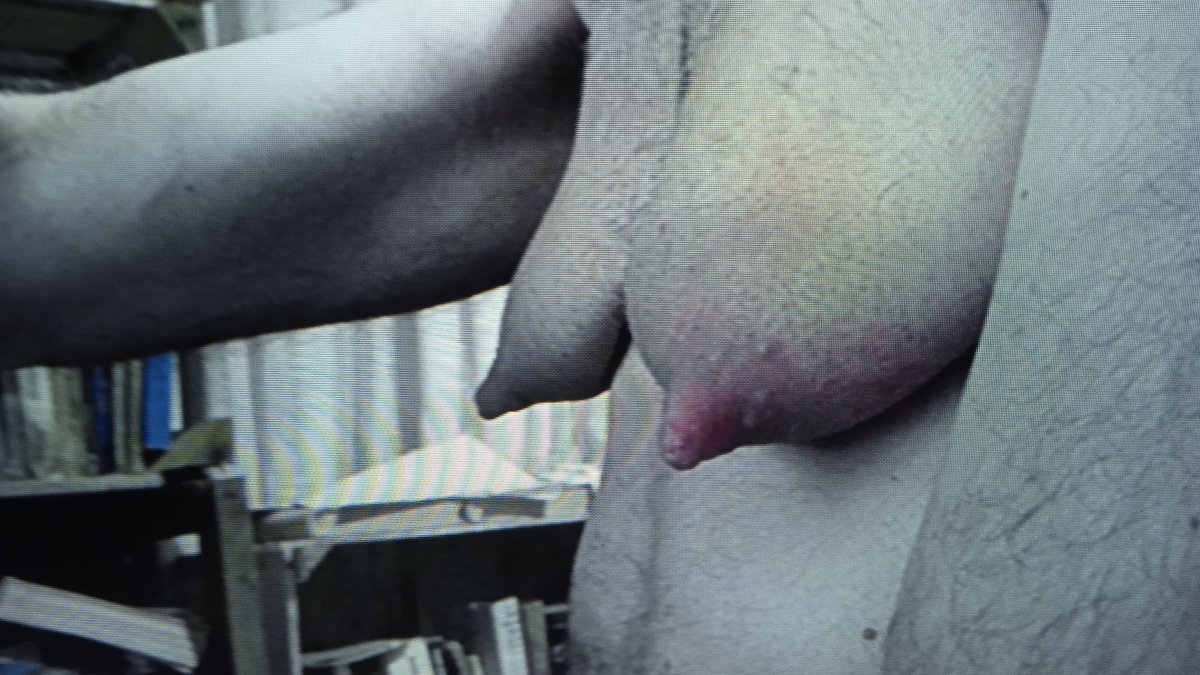 Axhael's tweet photo. Suck my tits 😝!
Chupa mis tetas😝! https://t.co/KnB7xDIR7x