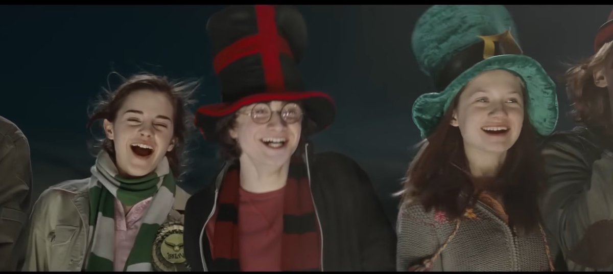 hayasaka_aryan's tweet photo. “Hermione if this is the Irish Quidditch team then why are they all blac..”

“Harry we already talked about this” https://t.co/wFwmDNxtoD