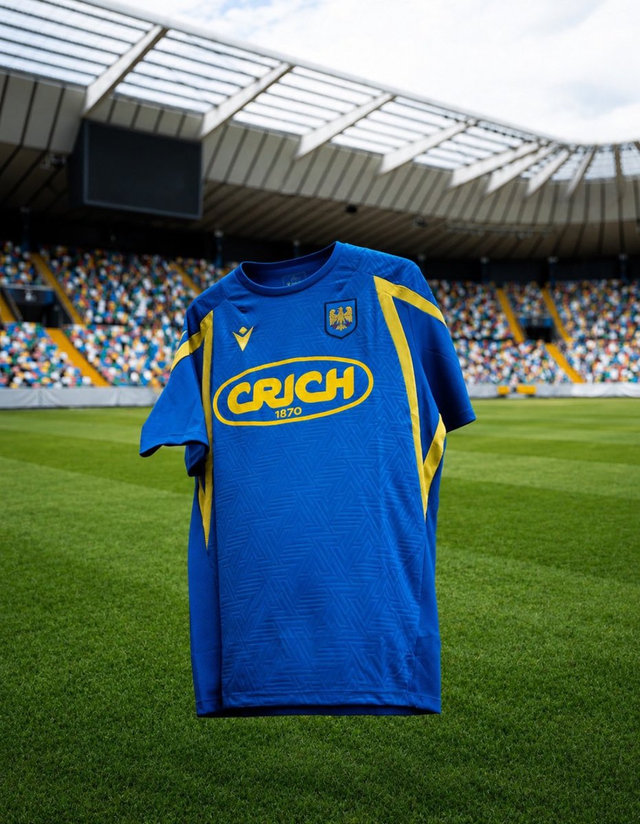 TheyThinkKits's tweet photo. Udinese x Macron
130 Year Anniversary https://t.co/cn9nFYNp9l