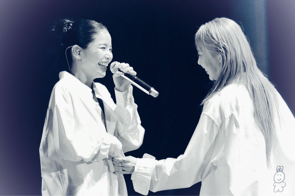 fanibon's tweet photo. 260705
2026 WORLD TOUR [4WARD] in KAOHSIUNG

#마마무 #MAMAMOO
#솔라 #SOLAR
#문별 #MOONBYUL https://t.co/8gee7mpKka