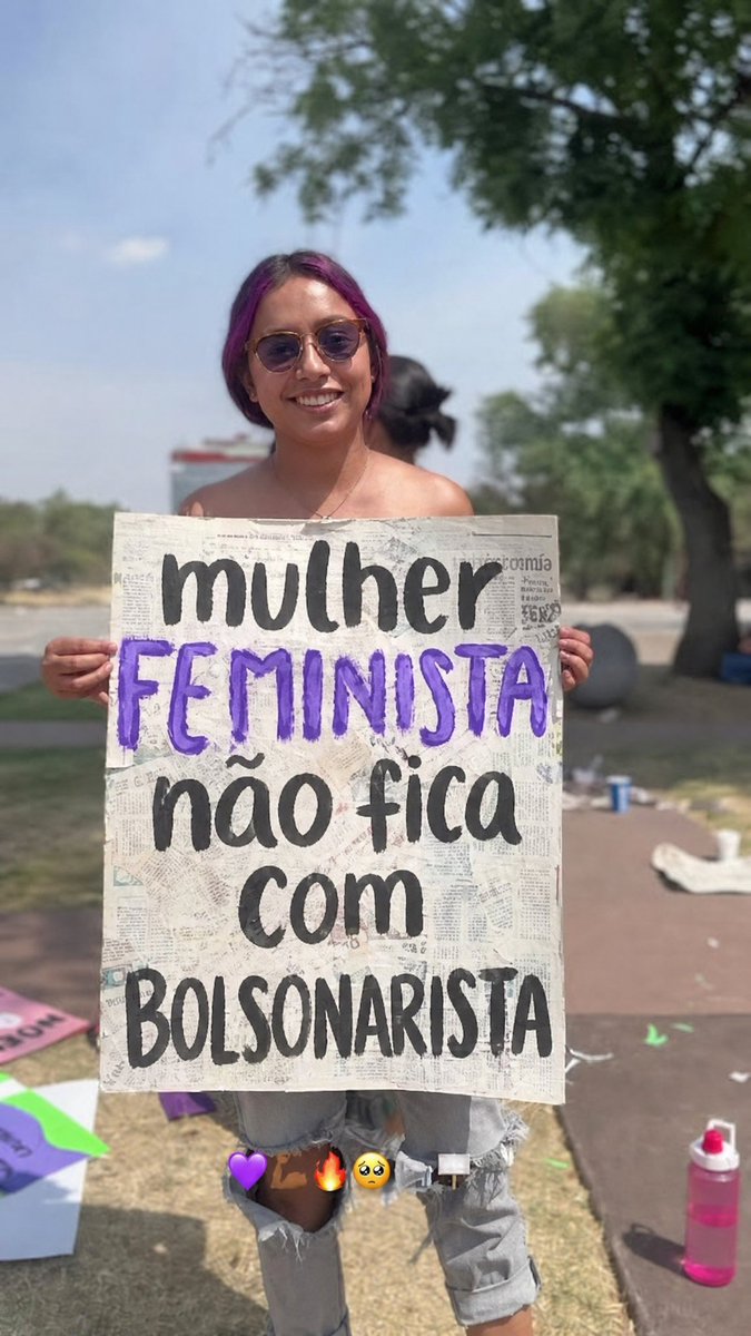 JessiqueOfc's tweet photo. Vcs jamais a terão ✊ https://t.co/EgJrWZxnpZ