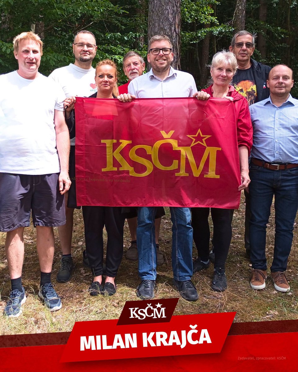 milankrajcacz's tweet photo. 🚩 Komunisté na bájné hoře Blaník‼️
👉 Společně se středočeskými komunisty a komunistkami i s mnoha sympatizujícími jsem se rád sešel na bájné hoře Blaníku, na již 34. vlasteneckého setkání, které zde každoročně organizuje (KSČM). Díky za skvělou akci! #kscm #komuniste #blanik https://t.co/KOPIJ7TK1y