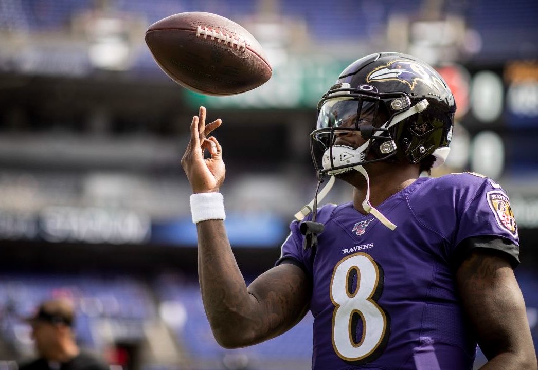 LiveRavenNation's tweet photo. Former Ravens WR Torrey Smith says Lamar Jackson is the best athlete to ever play a sport in Baltimore.

“He’s the best athlete that’s played a sport in Baltimore…I’ll double down on that.” https://t.co/FLCocjUIhD