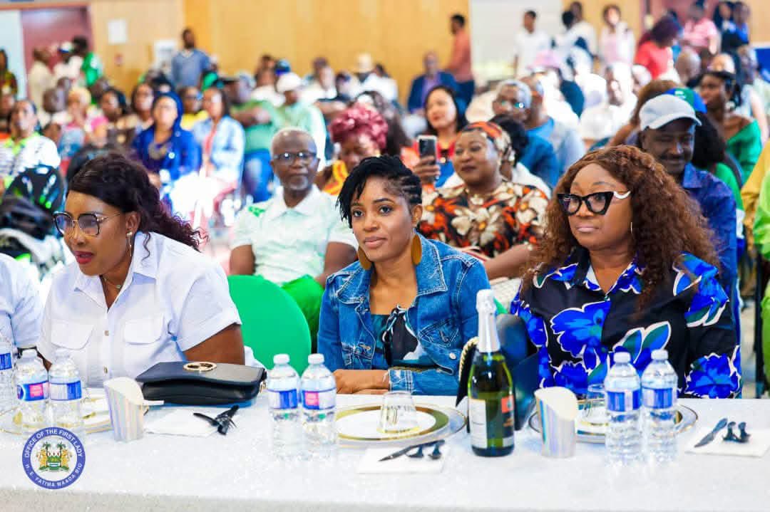 Ladyfatimabio's tweet photo. Last night, I had the pleasure of joining my fellow Sierra Leoneans in Edmonton, alongside our Ministers and Honourable Members of Parliament, for a Town Hall meeting organized by the Sierra Leone Association of Alberta.

I was inspired by the honest conversations, constructive ideas, and unwavering love for our country. Our diaspora remains a vital partner in Sierra Leone’s development, and your voices, expertise, and commitment are essential as we continue building a stronger, more inclusive nation.

Thank you to everyone who participated and to the Sierra Leone Association of Alberta for organizing such an important engagement. Together, let us continue working in unity for the progress and prosperity of our beloved Sierra Leone.

FMB