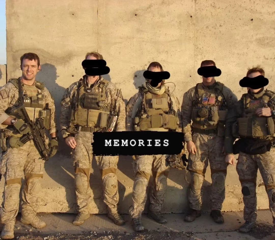 uncle_fury's tweet photo. US Delta Force B Squadron member Fred Fusco with HK416D chilling with the team https://t.co/SYqs0JUi0h