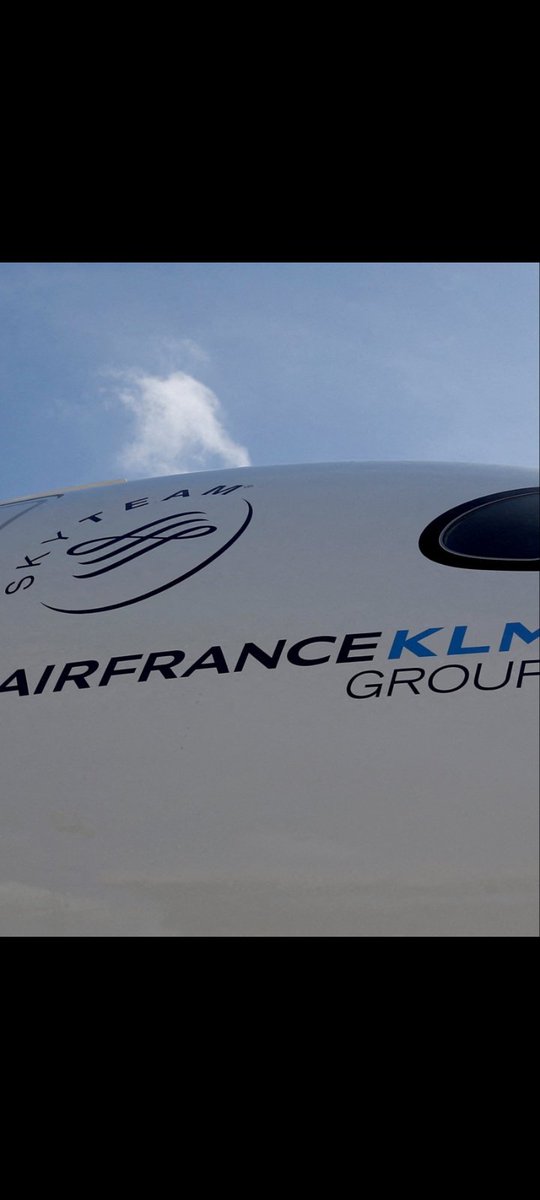 FranckManda's tweet photo. @VoiceOfCongo Et qu'est ce que Kuzikisa pense de Air France et Royal Dutsh Airline(KLM)?
totiKa kizala mitema mabe!pendant 25 on a jamais eu companie aeriennne nationle quand un bien est fait saluez cela svp.. https://t.co/Cnby0sMzWK