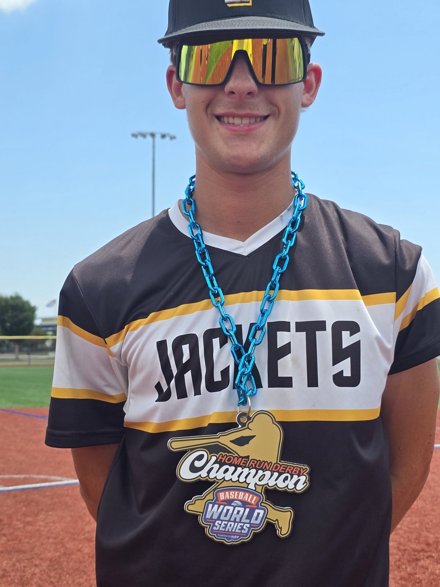 jacketsbball27's tweet photo. @Awils408 WINNER of the Youth Baseball world series 17/18U Home run derby! 

Aiden had 2 rounds both rounds were 3 HR's on 5 pitches! 

Congrats @Coach_Mess4 @TRCAA @EthenWeimer https://t.co/nYRYPwjlyt
