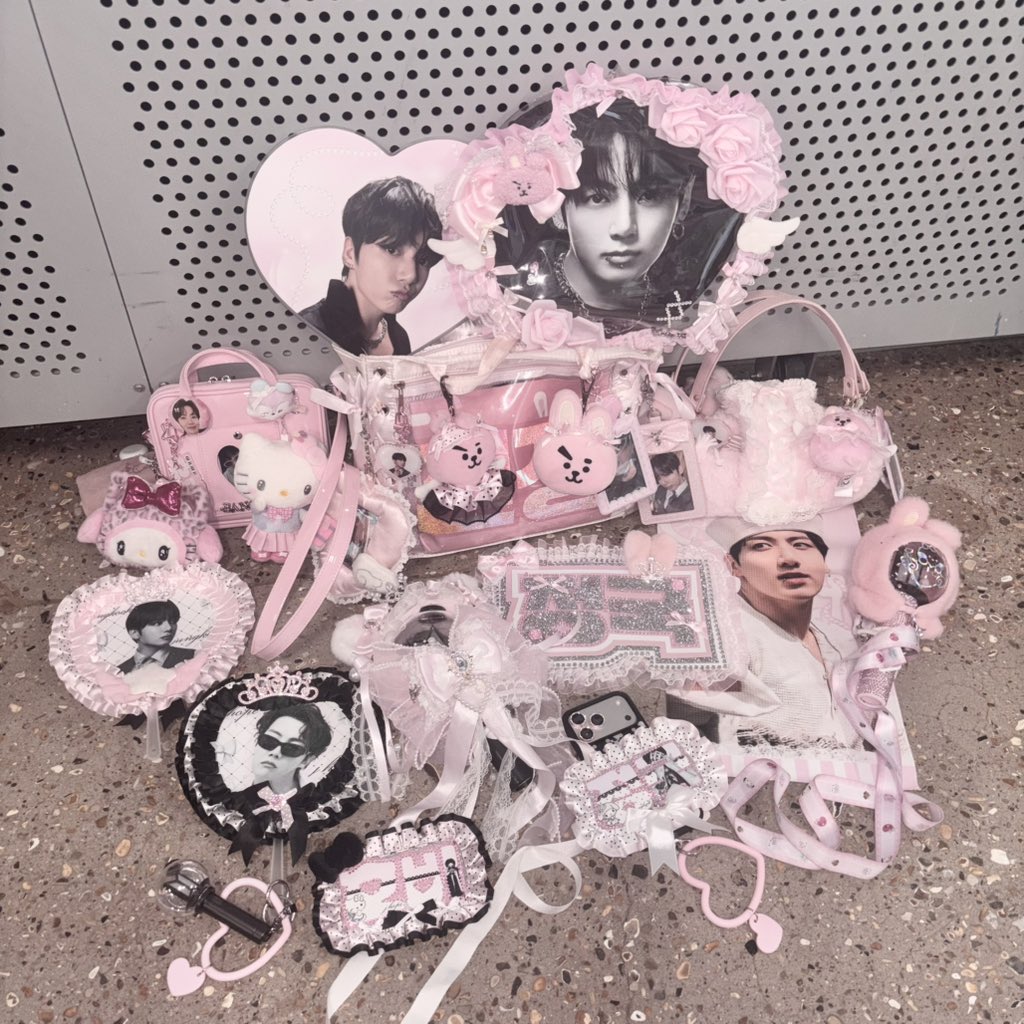 blosskitty's tweet photo. 𝒿𝓀 𝑔𝒶𝓁𝓈 🎀
── ˚₊‧꒰ა ♡ ໒꒱ ‧₊˚ 
#bts #army #방탄소년단 #정국 #armyと繋がりたい https://t.co/TET6bvY6fA