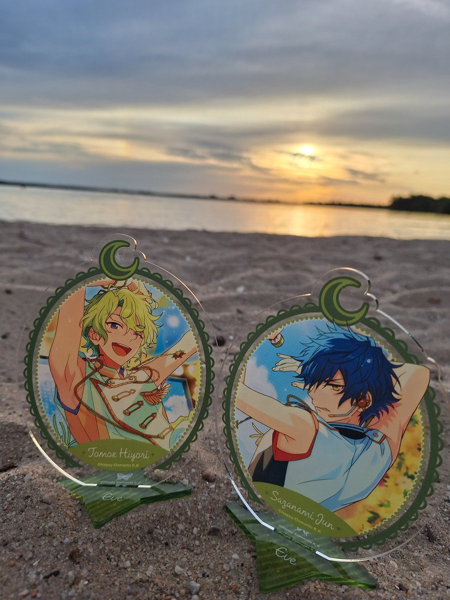 hiyocchuu's tweet photo. 🌻 Happy Eve day 🌻

♡ 𝓘 𝔀𝓲𝓵𝓵 𝓵𝓸𝓿𝓮 𝔂𝓸𝓾 𝓯𝓸𝓻𝓮𝓿𝓮𝓻 ♡

#7月7日はEveの日
#Eve9周年 https://t.co/4ch12t7lrG