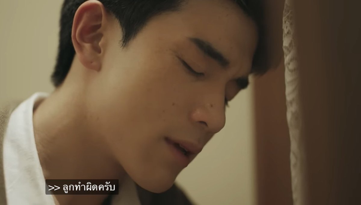 dellightb's tweet photo. also tanrak never says he has sinned (idk why the subs chose to go with it) he says: “ผิดกับผู้มีพระคุณ (your) child did something wrong.” wronged those who have been kind to him, wronged god by not following His path. he says it like it’s a confession to his own father, and like a father, priest anon takes the burden off tanraks shoulders.
