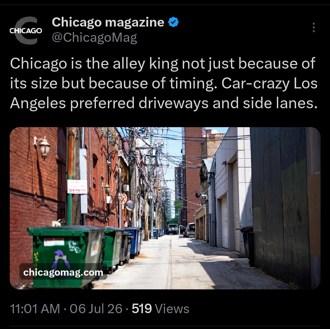 csix's tweet photo. I somehow knew this photo was across the marianos on Broadway https://t.co/K9aTRTo3g9