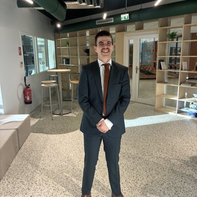 dixon48's tweet photo. #NouvellePhotoDeProfil https://t.co/kW4UDuPclh