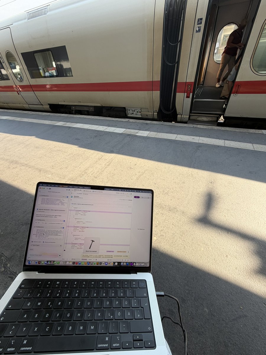 telemoritz's tweet photo. @Lord_NicolasX Kein echter Developer, wer nicht so programmiert hat. https://t.co/hhZuRPm8Ut