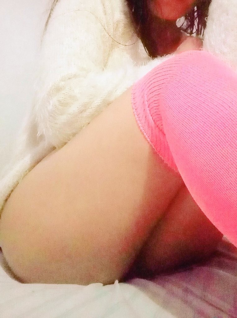 EnjoyaQueen's tweet photo. @rt_feet https://t.co/xvQXRIiQAl