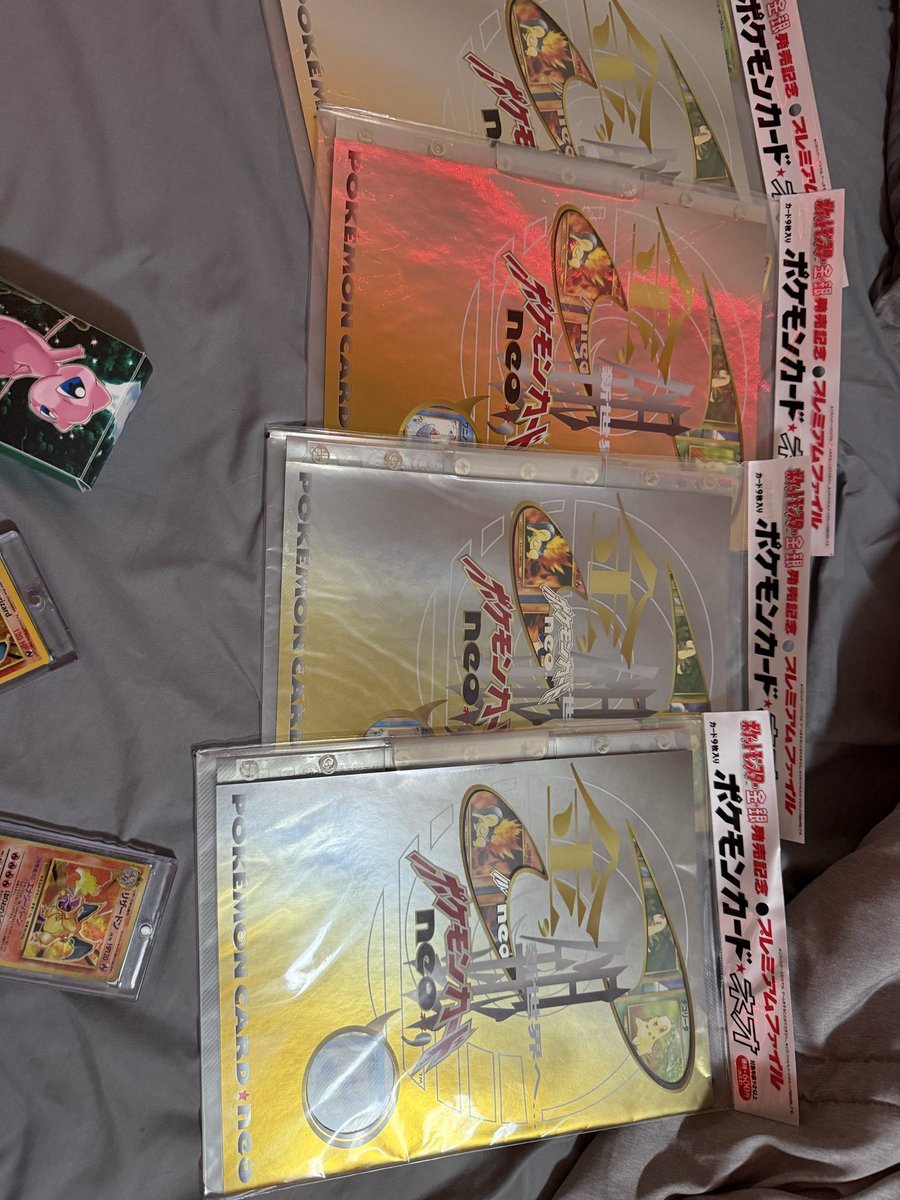 OkiCam's tweet photo. @dylanrettinger I had the same thing happen and similar cards binders on binders https://t.co/VegTsPXWL7