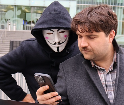 lukomski_sebito's tweet photo. BRACE YOURSELVES!

In just 24 hours, the European Parliament will vote on whether your private text messages can be monitored, scanned, and surveilled.

Time to wake up! https://t.co/P74cGutKvN