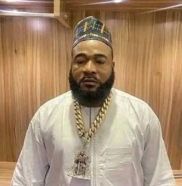 Emeka05h's tweet photo. Sam Larry has reportedly lost his legs.💔 https://t.co/R9Y8sOGy1j