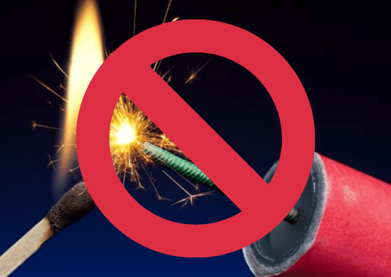 Prefet51's tweet photo. ⚠️🔥 Alerte sécheresse et incendie dans la #Marne

Face aux fortes chaleurs, le préfet Romain Royet a pris un arrêté d'interdiction temporaire immédiat concernant l'usage du feu :

🚫 Sont  strictement interdits : les feux festifs (feux de camp, feux de joie),  le brûlage de végétaux, ainsi que les barbecues de plein air (braseros,  méchouis).

✅ Restent  autorisés : Les barbecues à usage domestique (à proximité directe de la  maison, sous haute surveillance et avec un tuyau d'arrosage prêt à  servir).

🎆 Et pour les feux  d'artifice ? Les feux d’artifice sont interdits sauf dérogation  exceptionnelle décidée par le préfet à la demande des organisateurs. La  demande doit être déposée au moins 2 jours ouvrables à l'avance et sera  soumise à une analyse de risques rigoureuse de la préfecture avec le  @SDIS51

Soyons tous vigilants et responsables pour protéger notre département ! 🧑‍🚒

📄 Consulter l'arrêté complet : https://t.co/Hth2D4CAMf