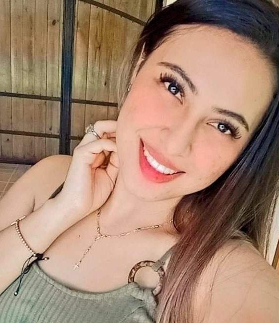 carlos_vills04's tweet photo. #casomelissapalacios
Se cumplen 5 años del asesinato de Melissa Palacios y el caso a quedado en suspenso.

La decisión del tribunal a cargo del juicio programo la primera audiencia hasta el 14 de diciembre del 2027. Se han ingresado varios amparos para agilizar el juicio pero no reciben respuesta, la prensa como suele pasar ha dejado de darle seguimiento al caso y este ha quedado en silencia.
#justiciagt