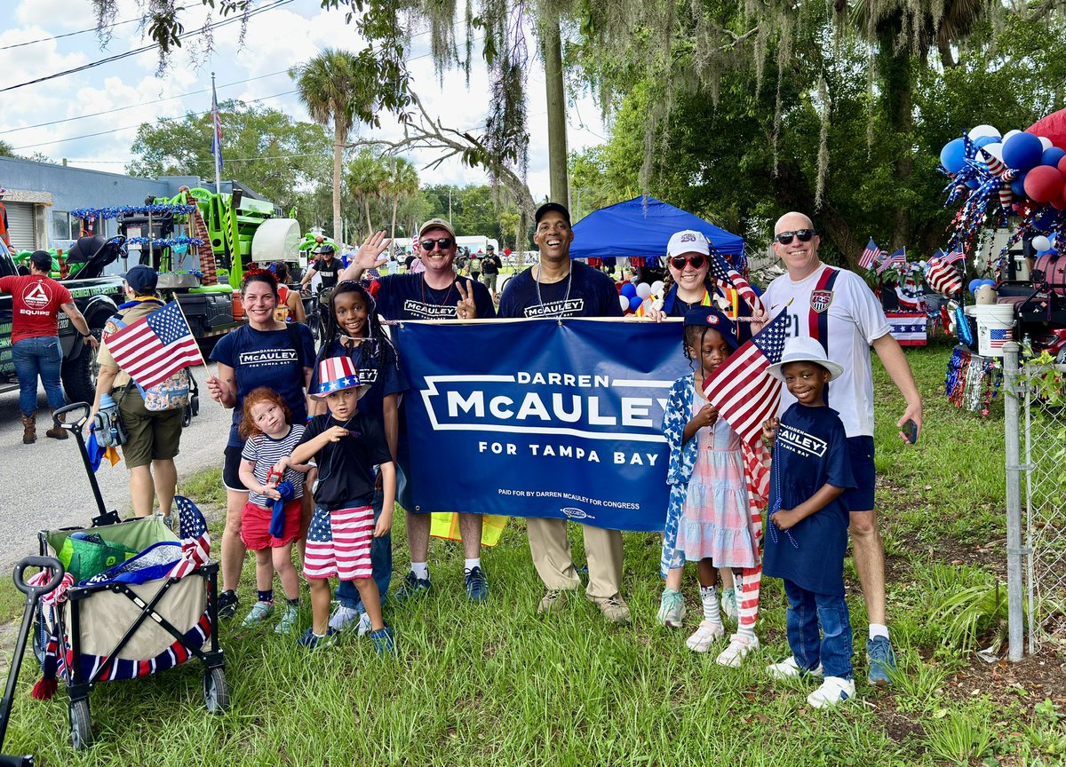 darrenforfl's tweet photo. I hope everyone had a safe and happy Fourth of July! We started the morning marching in the Lutz Fourth of July Parade, then hosted a lunch for local veterans with @A_Vindman and wrapped up the day by stopping by VFW Post 10140.

As we celebrated 250 years of our nation’s history, I was reminded that what makes America truly great is its people—neighbors who show up for one another, veterans who have put their lives on the line to protect our freedoms, and communities across the country that come together to celebrate the values that unite us.

I’ll be sharing more photos throughout the week, but here are a few from a great day spent with friends, family and fellow patriots. 🇺🇸
