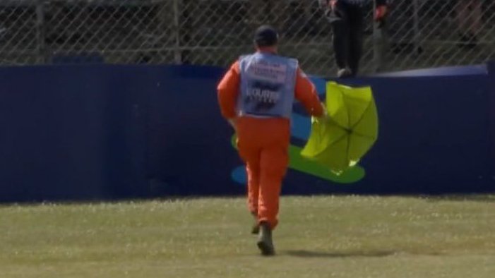 blog_formula1's tweet photo. out of context GP da Grã-Bretanha

(ainda sem acreditar naquele final de prova...)

@santander_br 
#SantanderNaF1

#publi https://t.co/rhdY2d5iN8