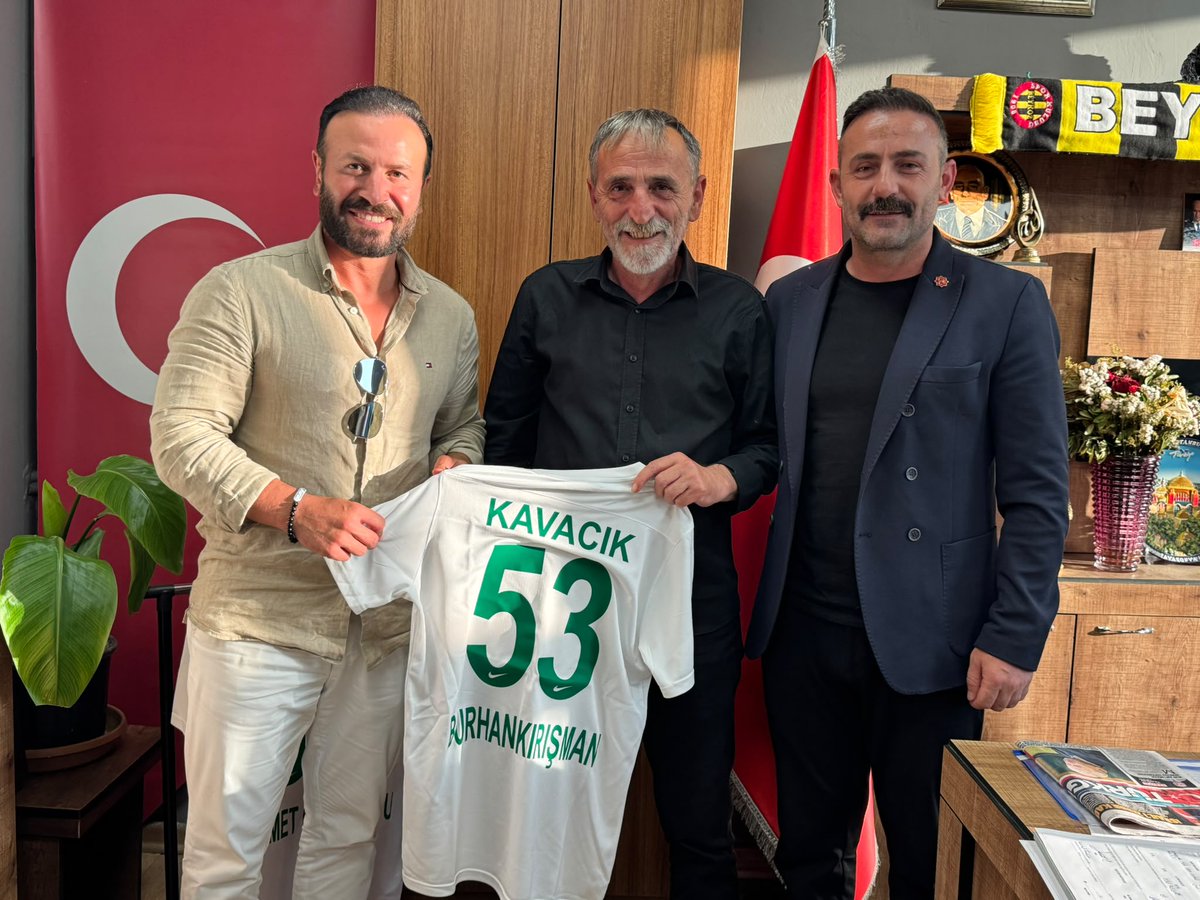 mhpbeykoz's tweet photo. İlçe Başkanımız Mehmet GÜNDOĞDU’yu; Kavacık Spor Kulübü Başkanı Enes KARARMAZ, Yönetim Kurulu Üyeleri Murat YILMAZ ve Fahrettin PEHLİVAN ilçe başkanlığımızda ziyaret etti.

Nazik ziyaretleri ve samimi sohbetleri için kendilerine teşekkür ediyor, çalışmalarında başarılar diliyoruz.