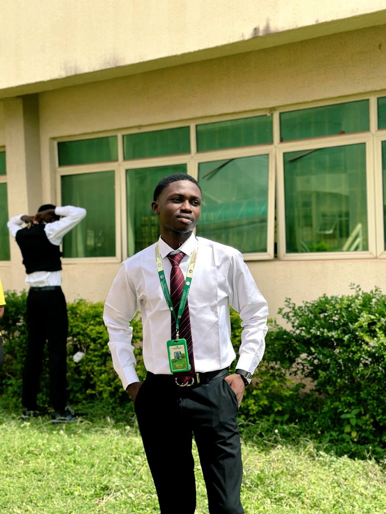 darmieyy's tweet photo. In my proud big sister era ❤️ 👏 
My brother y'all 

He had his SIWES defense today.
All glory to God,Ogene migwo🙏
Latest finalist in the building 🥳🥳🥳

500 level 🚀 https://t.co/gGHl84kWbb