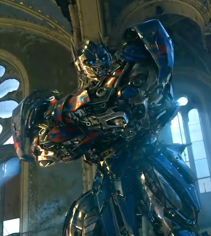 Cigarettes_R_Us's tweet photo. Optimus literally carried the last 2 movies. Queen shit 💕 https://t.co/ZWwVkYwrLR
