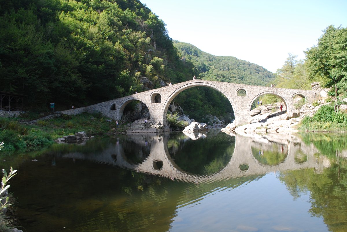 BrillTravel's tweet photo. Sunny Tuesday Ahead for Bulgaria with Brief Rain Expected in Eastern Regions - https://t.co/5NgDKYCq1j - Sofia News Agency https://t.co/plhEWnxZdR https://t.co/l7AcylwT4S