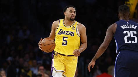 makingtronics's tweet photo. Derik Queen and Jeremiah Fears skipping summer league https://t.co/BaWrFZw20c