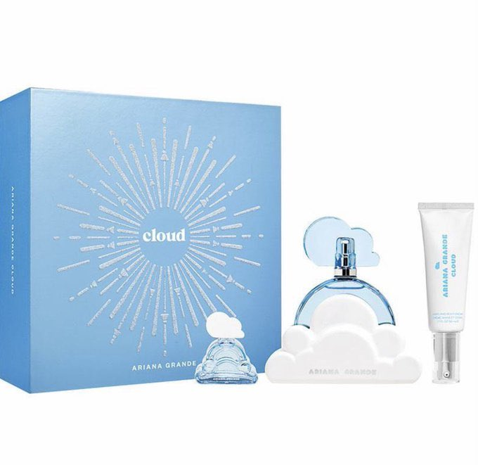 kppalinat's tweet photo. #พร้อมส่ง #น้ำหอมพร้อมส่ง #น้ำหอม

💜 Ariana Grande Cloud EdP
💚กลิ่นที่ขายดีที่สุด หอมหวานสดชื่น นุ่มนวล เย้ายวน น่าหลงใหล เปิดด้วยกลิ่นหอมชวนฝันของลาเวนเดอร์ ลูกแพร์ เบอร์กามอต ครีมมะพร้าว กล้วยไม้ วานิลลา มัสก์ และไม้หอม  

 💜 Set  EdP 100ml + 7.5+ lotion 50ml
2,590 ส่งฟรีค่ะ https://t.co/nA7hAKpc1L