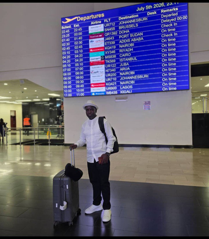 atukwatse_amos's tweet photo. Comrade @RonexKisembo headed to France last evening for the Kiswahil conference in @Paris. 

Wishing you well during this conference ndugu! https://t.co/uDSuuU0jHB