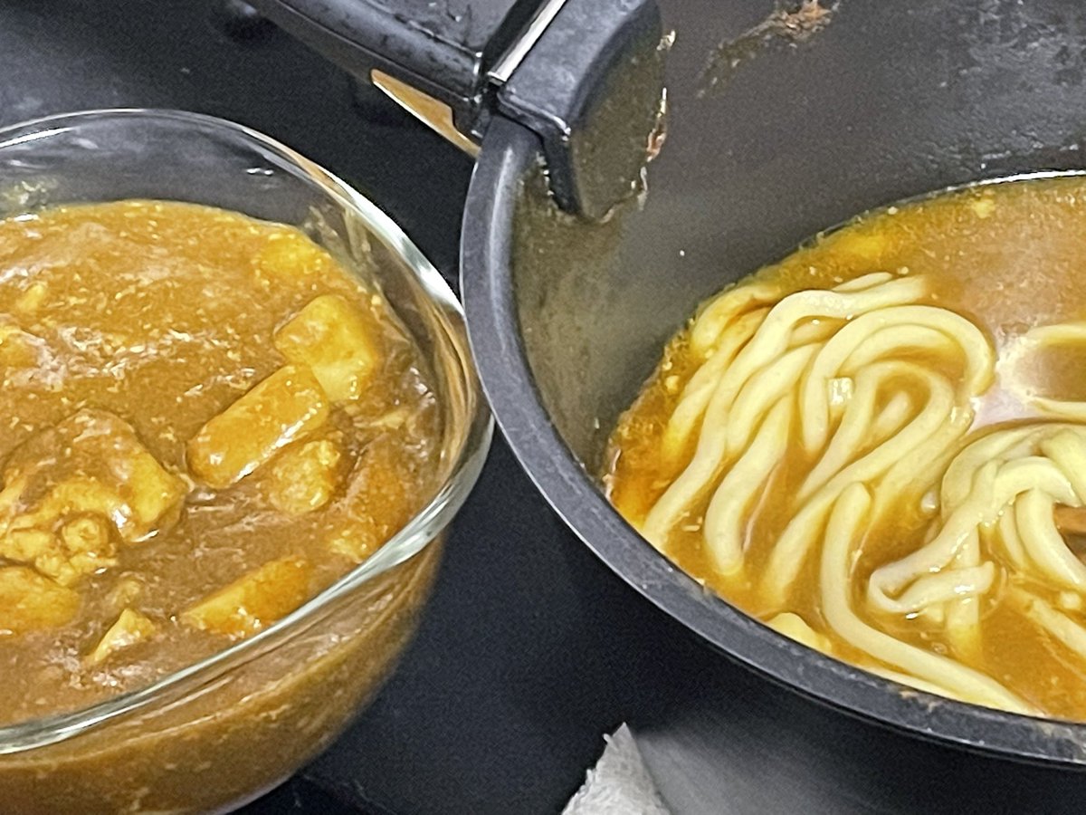 riru_io's tweet photo. 3日目のカレーと余りで作ったカレーうどんハイボールが進む進む https://t.co/RRpWGIqZx5