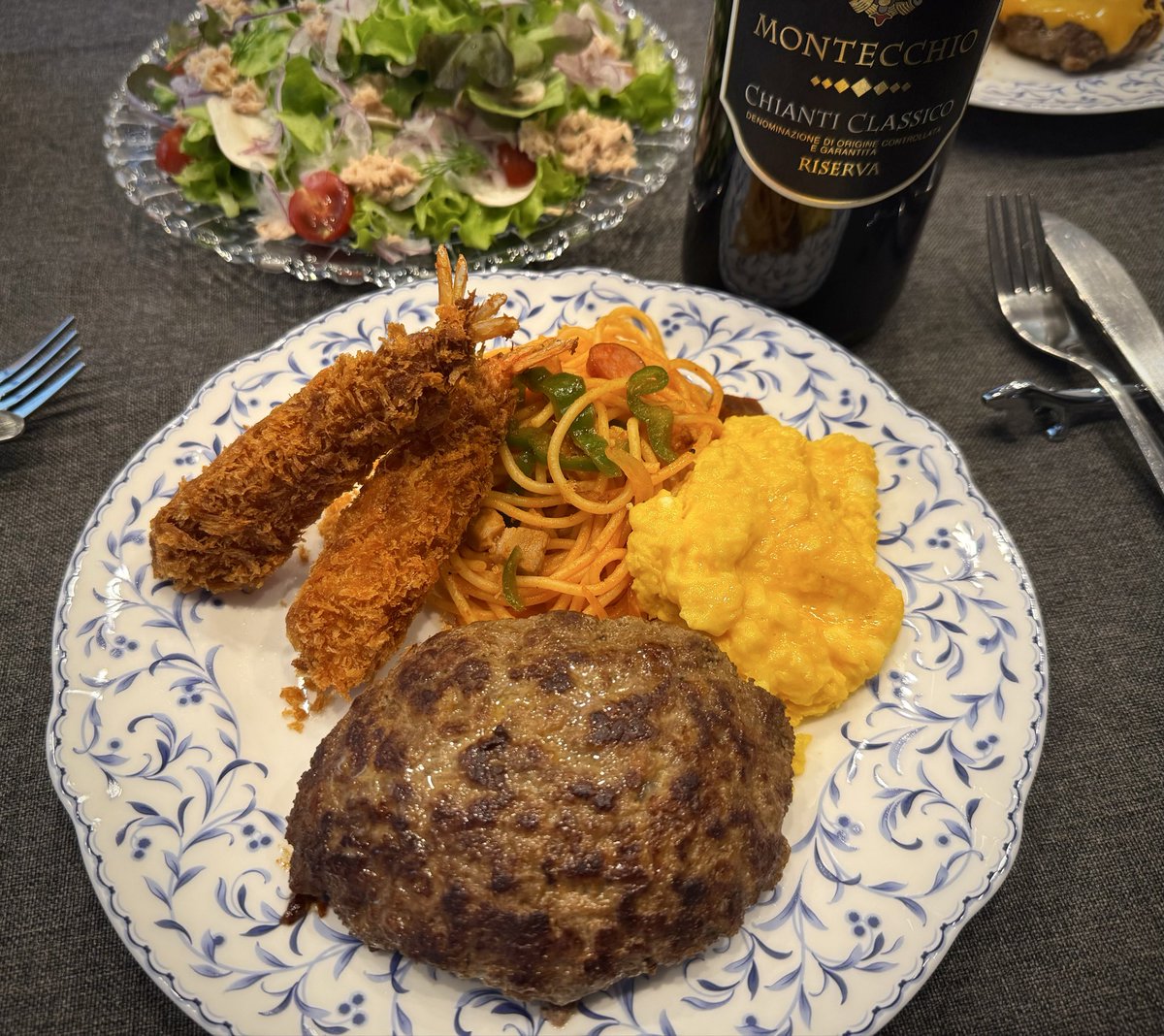 ryore29's tweet photo. お子さまセットで飲みたくて🍷 https://t.co/wVDd6rIBFx