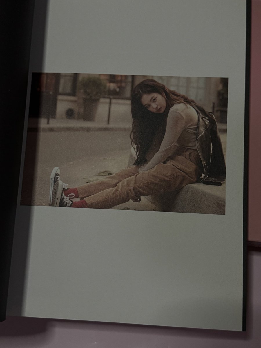 whyher55's tweet photo. ปล่อย Photobook เล่มละ 800 #ตลาดนัดบพ #ตลาดนัดblackpink https://t.co/0uPMOgdepj