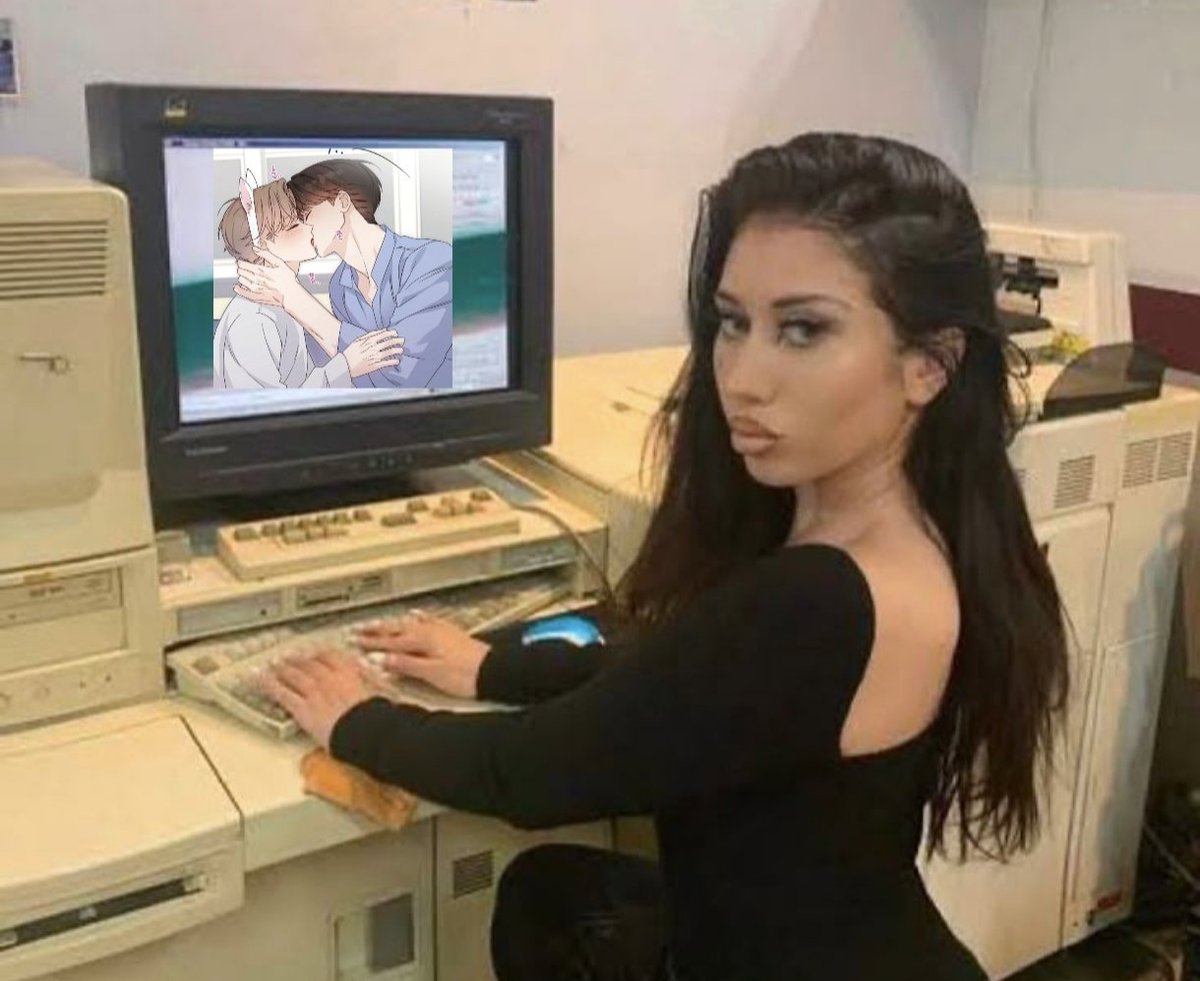 Mavrokami's tweet photo. Me at work knowing tomorrow is Alpha Trauma Day: https://t.co/8Day9XaRd6