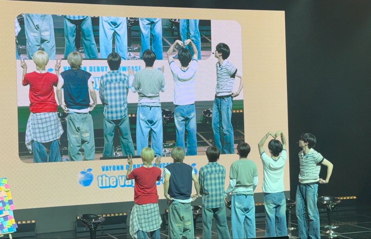 luvusato's tweet photo. 베이온 사랑둥이들 ♡ 
고생해따
앞으로 마니마니 보자 https://t.co/nXKOYuPQxV