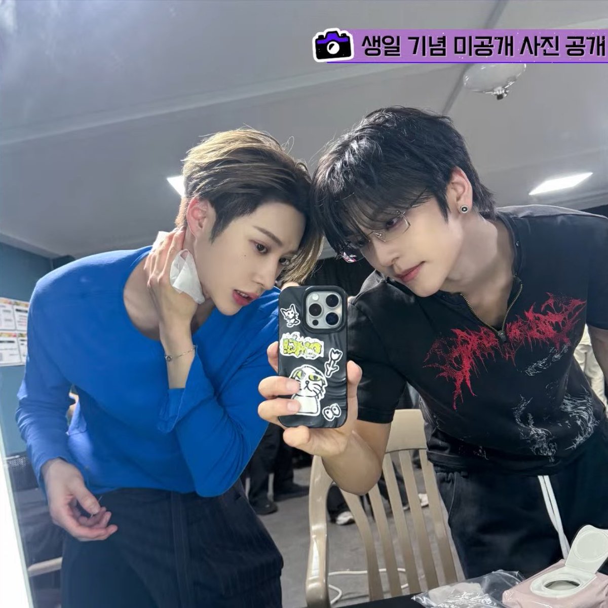 He_Gumi's tweet photo. 아르노 생일 기념 미공개 사진!!
씬롱이가 찍은 사진💜💜 https://t.co/FkcBlikhuu