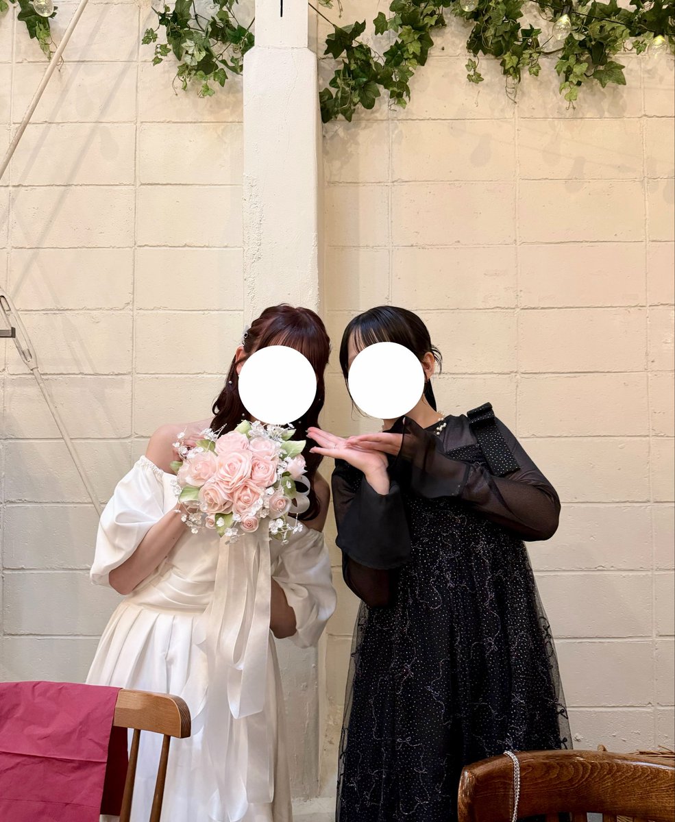 ___ot_3's tweet photo. 週末は親友のお披露目会に 🕊♡
結婚したいと思える人に出逢えて、終始幸せそうな親友の笑顔に自分まで幸せな気持ちになれた素敵な1日だった〜〜〜🪄 https://t.co/CoM3crwEVy