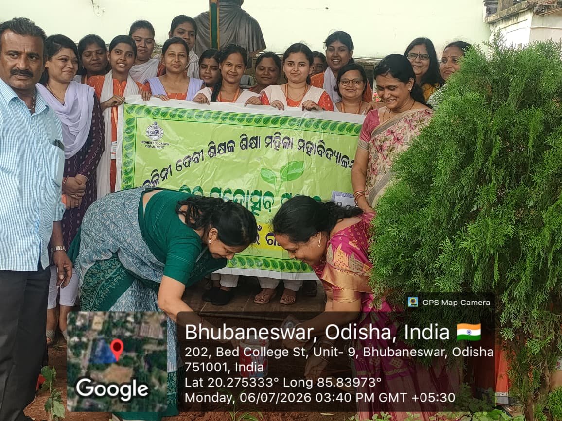 NdwcteBBS's tweet photo. Where responsibility takes root, sustainability blossoms. 🌱

During #VanMahotsav and the #MaaPainGachhatie initiative, the NDWCTE community united for a plantation drive, pledging to nurture nature and build a greener future.

#NDWCTE #PlantationDrive #GreenCampus https://t.co/0UBAhsqQTY