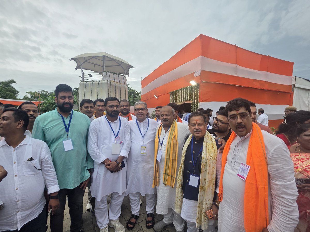 Debdas4Bjp's tweet photo. নিউ টাউন ইকো পার্কে ড. শ্যামাপ্রসাদ মুখার্জীর ১২৫ ফুট উচ্চতার মূর্তির ভূমিপূজন অনুষ্ঠানে উপস্থিত আছেন কেন্দ্রীয় স্বরাষ্ট্র ও সমবায় মন্ত্রী শ্রী অমিত শাহজি।
@BJP4Bengal https://t.co/RCM9T7d7xt