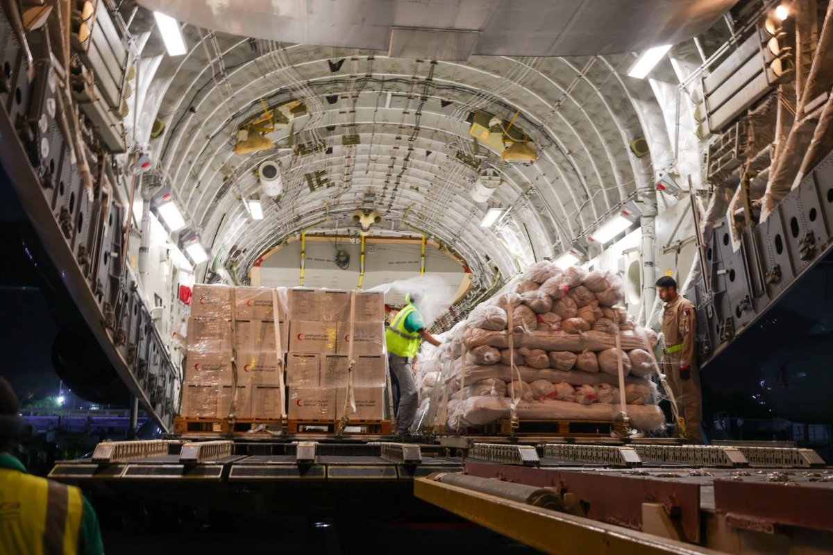 Cancilleria_ve's tweet photo. 📰#Noticia | Qatar eleva la ayuda humanitaria a Venezuela con 26 toneladas más

La importante donación consistió en insumos médicos y medicinas para la atención de los heridos y demás afectados por los devastadores movimientos telúricos.

https://t.co/ICGuCeiByS https://t.co/AZKFvtIOFR