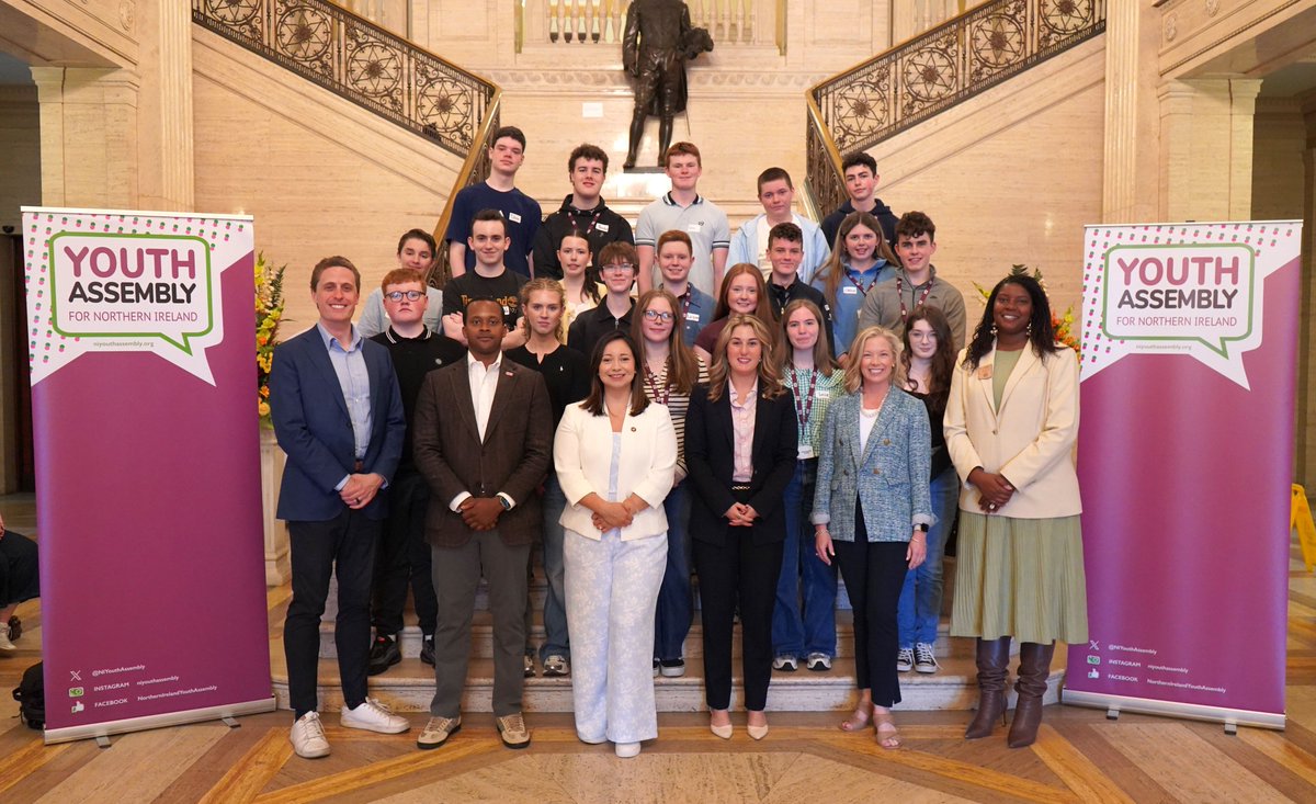 NIYouthAssembly's tweet photo. We were delighted to welcome delegates from @ACYPL to Parliament Buildings on Thursday for a discussion with Northern Ireland Youth Assembly Members. Thanks for a brilliant exchange of perspectives and experiences. https://t.co/TcHWyzrUYE