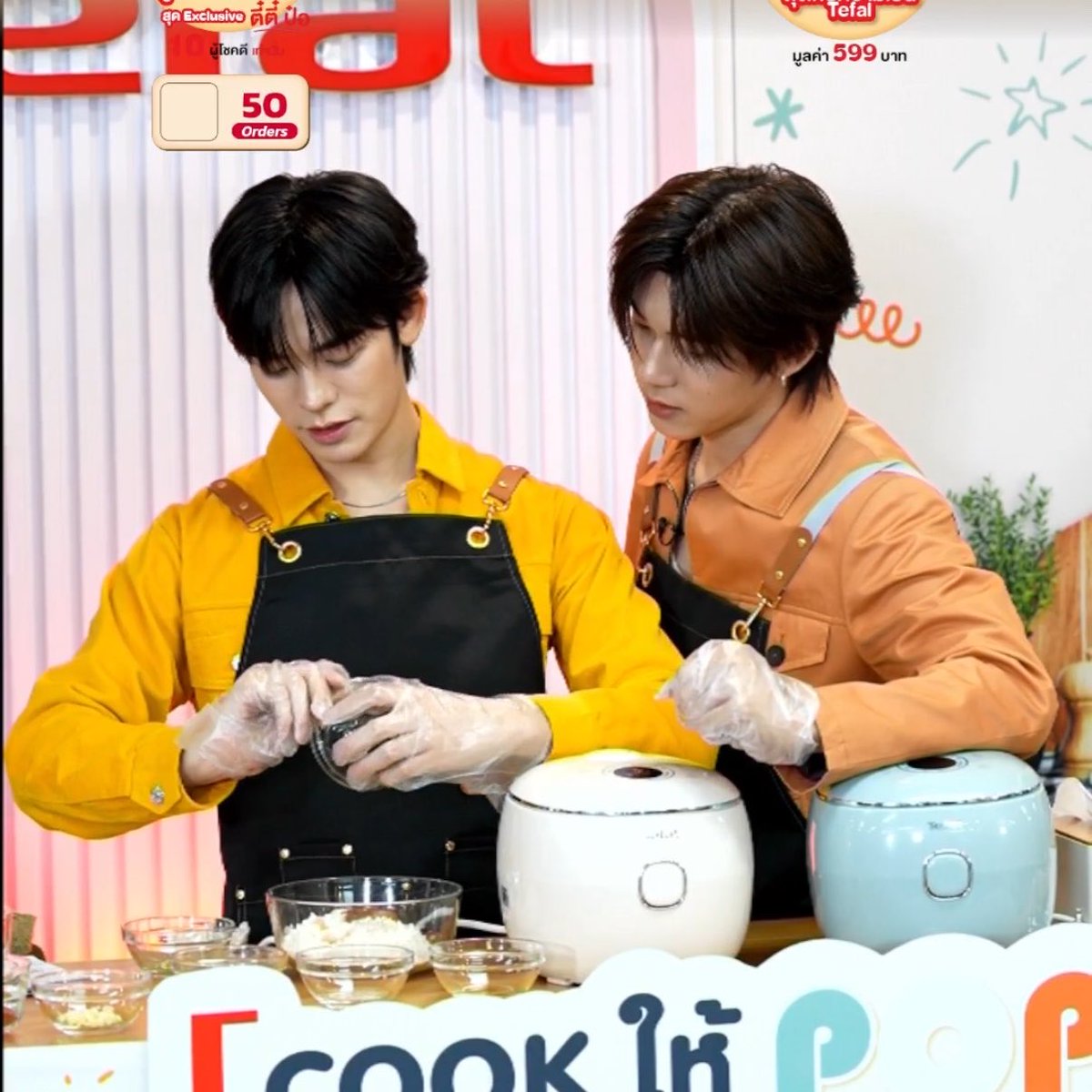 qdxjy's tweet photo. หมั่นไส้สีส้มมากอะ อยากมีสีเหลืองเป็นของตุวเองบ้าง ฮึ่ย

TTP X TEFAL COOK 
#TefalPOPxTeeteePor https://t.co/NEhgfFDA8T