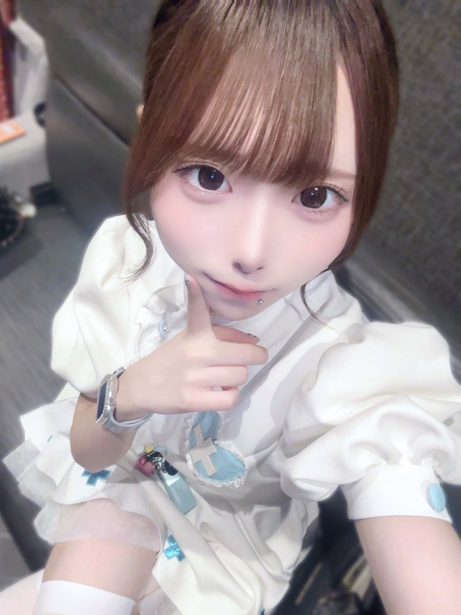 nknknoki_'s tweet photo. ナースになりました、まってまち＞ω＜/♥ https://t.co/UzO98Zq5dM
