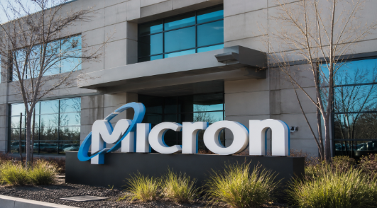 tamertcom's tweet photo. Micron ve Ford, uzun vadeli bellek tedarikini ve sektörün dayanıklılığını güçlendirmek için stratejik bir anlaşma imzaladı. #micron #ford #ai #yapay zeka #bellek https://t.co/lieFIjnJ11